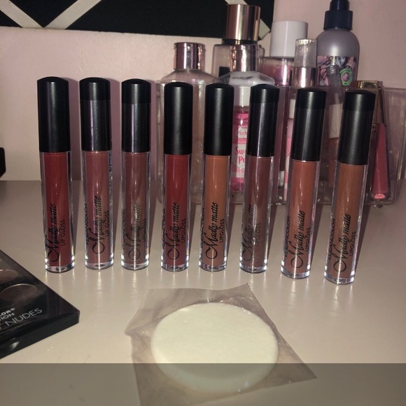 SOLD - Picture 2 of 7